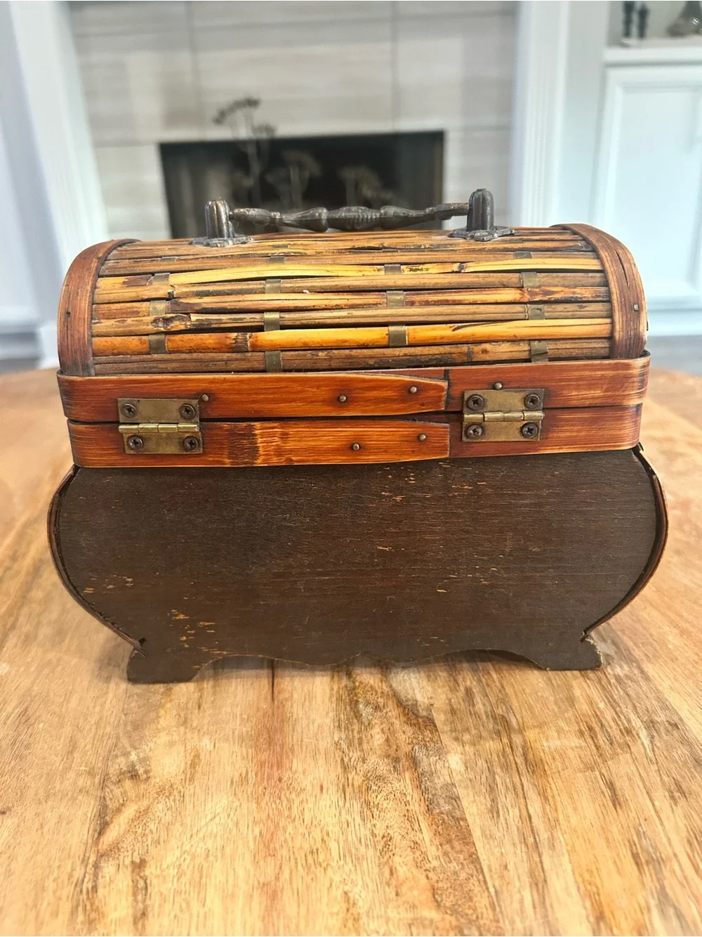 Rustic Brown Woven Bamboo Jewelry/Trinket Chest